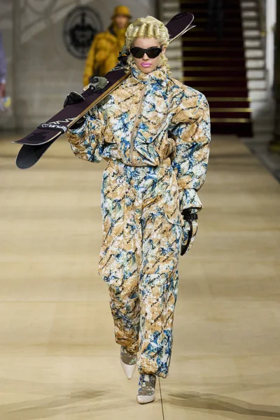 Look 20